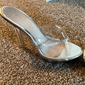 IFBB/ NPC bikini competition heels